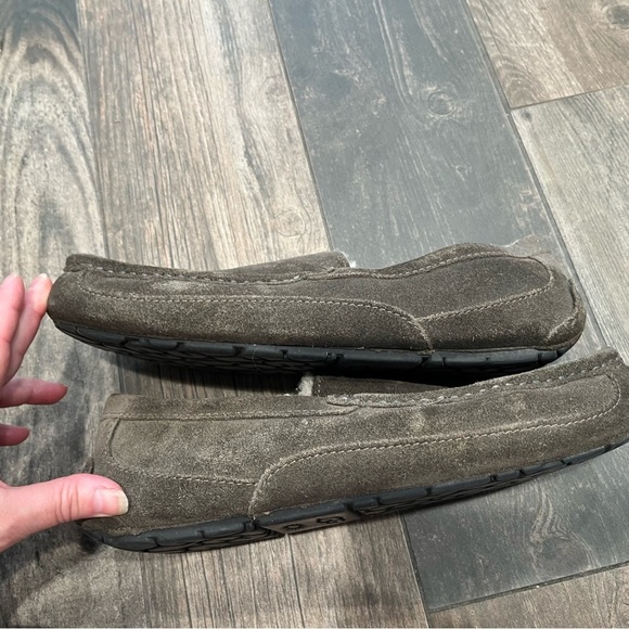 UGG Ascot Mens Slipper Loafers Slip On Casual Comfort Suede 1101110 Size 10 gray - Picture 2 of 6